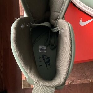 Nike Air Green Sneakers